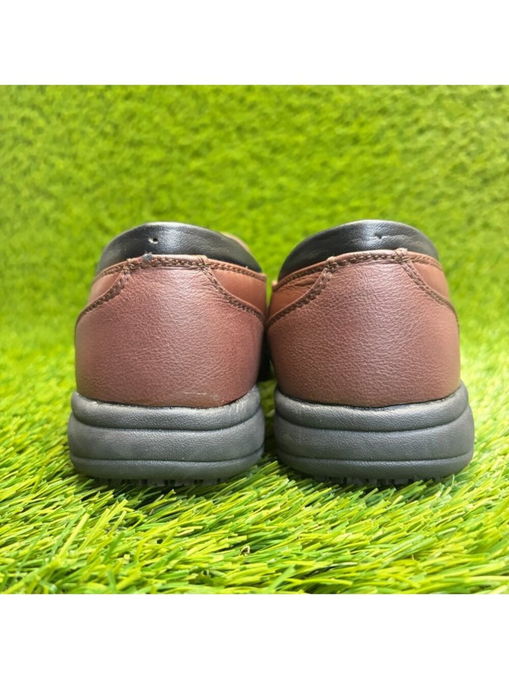 Genuine Grip Endrina Camila Women Size 9.5 Brown Composite Toe Safety Work Shoes
